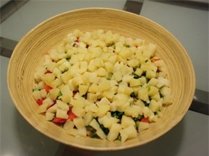 Cách làm salad Nga vị dứa tuyệt thơm 3