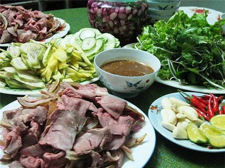 Khám phá 10 món ăn hấp dẫn nhất Đà Nẵng 7 Khám phá 10 món ăn hấp dẫn nhất Đà Nẵng 7