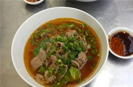 “Điểm danh” 4 món mì sợi nức tiếng đất Sài thành 3 “Điểm danh” 4 món mì sợi nức tiếng đất Sài thành 3