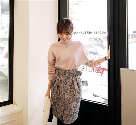 Nàng vai ngang nên mặc gì cho những ngày đi làm lạnh lẽo 10 Nàng vai ngang nên mặc gì cho những ngày đi làm lạnh lẽo 10