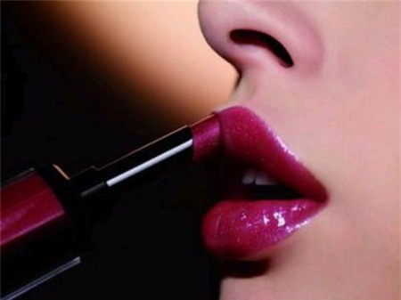 Tự tin chơi Tết cả ng&agrave;y kh&ocirc;ng lo tr&ocirc;i lớp trang điểm - 6