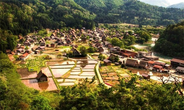 Shirakawa-go, Nhật Bản.