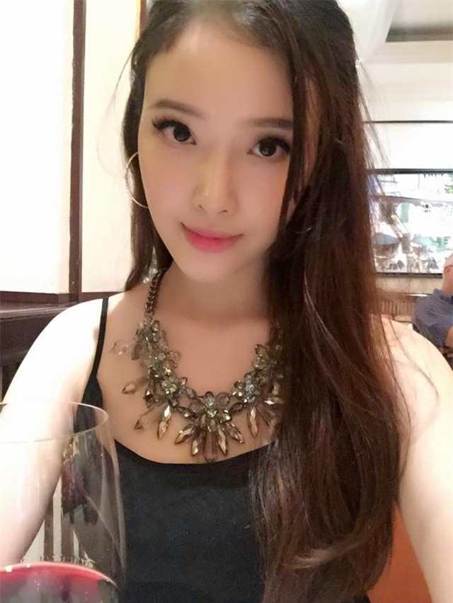 Nhan sắc vượt mặt chị của em gái Mai Phương Thúy ảnh 16 Nhan sắc vượt mặt chị của em gái Mai Phương Thúy ảnh 16