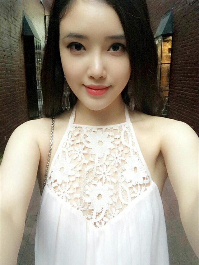 Nhan sắc vượt mặt chị của em gái Mai Phương Thúy ảnh 5 Nhan sắc vượt mặt chị của em gái Mai Phương Thúy ảnh 5
