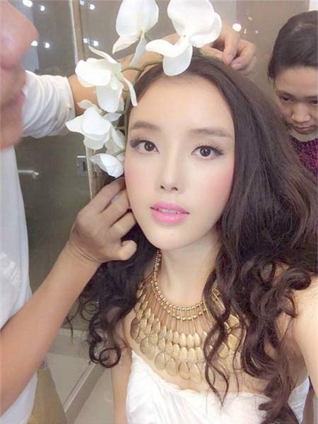 Nhan sắc vượt mặt chị của em gái Mai Phương Thúy ảnh 6 Nhan sắc vượt mặt chị của em gái Mai Phương Thúy ảnh 6