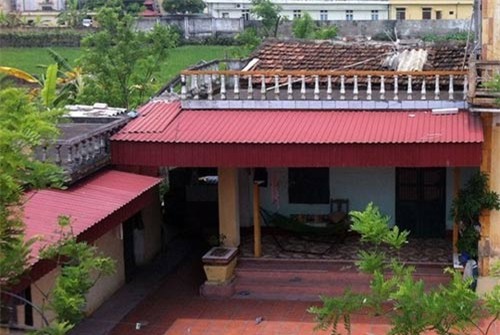 Cuồng yêu, nửa đêm cầm dao truy sát cả nhà bạn gái ảnh 1 Cuồng yêu, nửa đêm cầm dao truy sát cả nhà bạn gái - 1