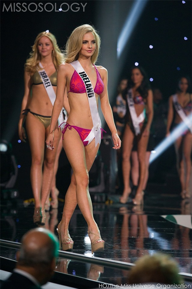 Mỹ nhân Hoa hậu Hoàn vũ 'bốc lửa' với bikini - Ảnh 12