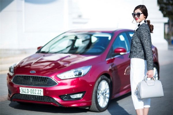 Kinh nghiệm lái xe cho phái đẹp