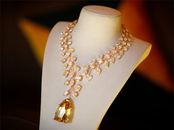 Giới thượng lưu thế giới thường đốt tiền vào đâu? - Ảnh 6. Giới thượng lưu thế giới thường đốt tiền vào đâu? - Ảnh 6.