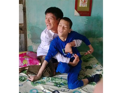 cam phuc nam sinh bai nao do di chung chat doc da cam vao dai hoc - 1