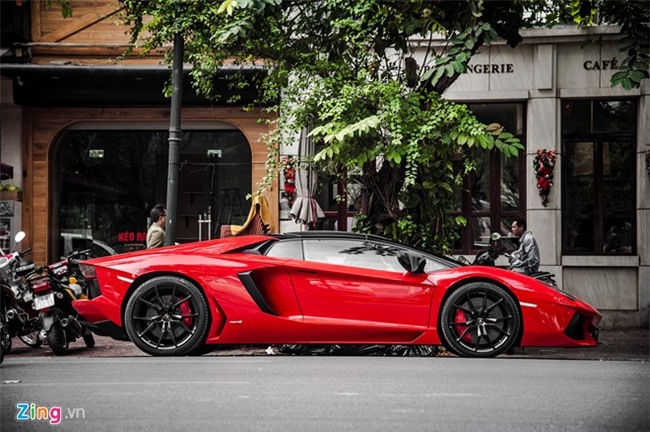 Sieu xe mui tran Lamborghini hon 20 ty tai xuat tai Ha Noi hinh anh 1