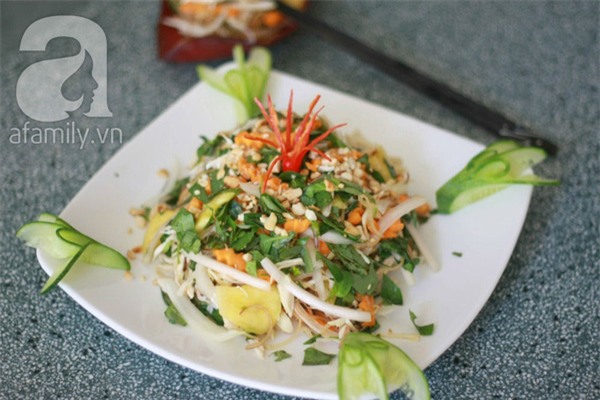 10 món ăn giúp bạn giải quyết phần thịt gà dư thừa sau tết vừa ngon vừa hiệu quả - Ảnh 6. 10 món ăn giúp bạn giải quyết phần thịt gà dư thừa sau tết vừa ngon vừa hiệu quả - Ảnh 6.