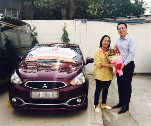 sao việt giúp đỡ người thân 1 sao việt, sao việt lo cho gia đình, sao việt lo cho anh em, anh em sao việt, tuấn hưng