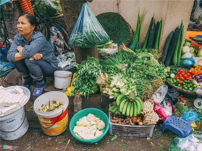 Dẹp vỉa hè: Tiểu thương ngoại tỉnh lo mất việc khi chợ cóc bị dẹp | Tin tức  Online