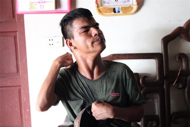 chang trai 9x voi cuoc song hoan toan bang doi chan va uoc mo co mot gia dinh nho - 4
