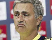 “Người duy nhất” Mourinho xỉa xói “Thánh” Cruyff. “ - mourinhook