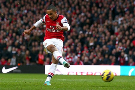 Nhìn lại chiến thắng hủy diệt của Arsenal trước Tottenham