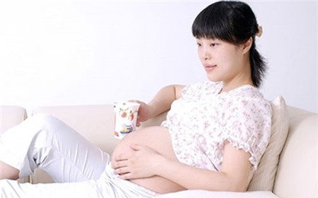 Đau ngực khi mang thai: lành, dữ đều có 1 Đau ngực khi mang thai: lành, dữ đều có 1