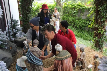 Biệt thự Đàm Vĩnh Hưng lộng lẫy chào Noel - 12
