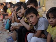 Trẻ em Iraq bị IS 'dán giá' bán như nô lệ
