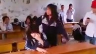 Clip: Nữ sinh đánh nhau như 'giang hồ' ngay trong lớp học