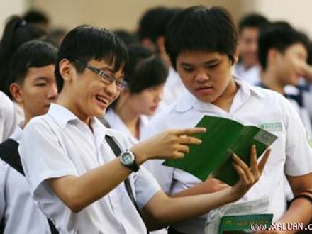 Hơn 80.000 học sinh Hà Nội thi vào lớp 10 