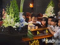 Đám tang đẫm nước mắt của bé trai tử vong do tấm tôn cứa cổ ở Hà Nội