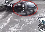 Trộm cắt khóa chữ U lấy xe Air Blade trong 10 giây ở Hà Nội