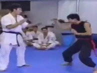 MMA: Túy Quyền đấu Karate, giả say bị đánh cho say thật