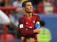 Ronaldo bất lực nhìn đồng đội liên tiếp sút hỏng penalty