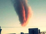Mây trông như thiên thạch “ngày tận thế” lao xuống Trái đất