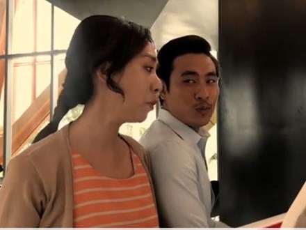 Thu Trang và Kiều Minh Tuấn cover 'Đâu chỉ riêng em' bằng giọng hát 'chết trâu'