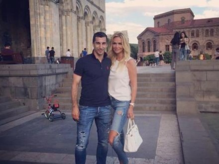 Henrikh Mkhitaryan bị đồn hẹn hò với cựu hoa hậu Nga