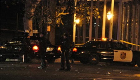 Mỹ: Xả súng điên cuồng đêm giao thừa, Tin tức quốc tế, Tin tức trong ngày, xa sung o my, xa sung dem giao thua, xa sung vao linh cuu hoa, xa sung, sat thu, xa sung o truong tieu hoc my, tin, vn, bao, doc bao, tin the gioi, tin moi, tin tuc trong ngay, tin trong ngay, tin hay, tin hot, tin the goi, tin tức, tin tuc, tin mới