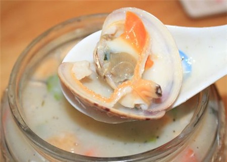 Cháo ốc thập cẩm.