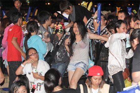 Những hình ảnh đáng buồn về fan Việt tại đại nhạc hội Soudfest