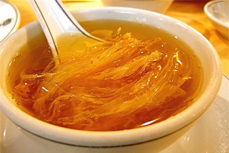 Chi tiền triệu ăn tôm hùm