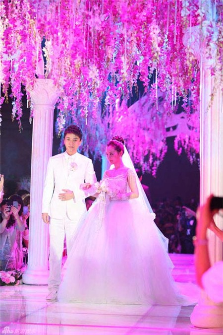Những đám cưới 