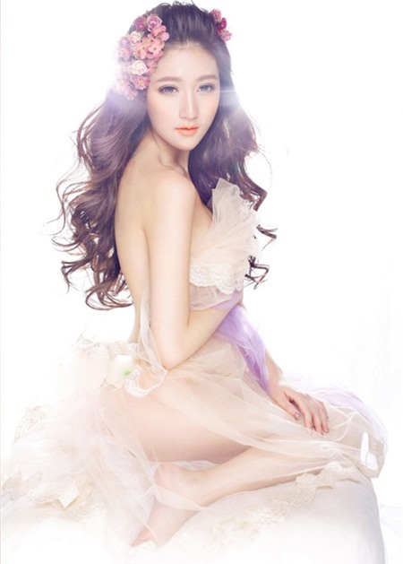 6 cách giữ nếp tóc xoăn đẹp tự nhiên - 3