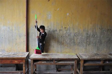 Học sinh vùng cao và bữa cơm canh đậu, Giáo dục - du học, hoc sinh vung cao, hoc sinh mien nui, com hoc sinh, nha truong, luong toi thieu,