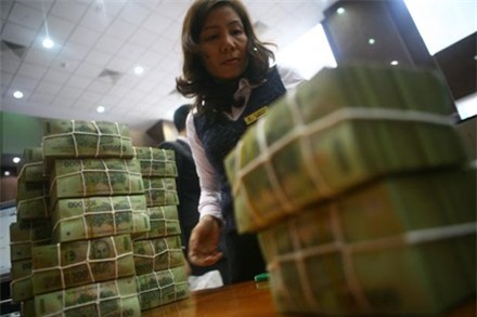 Bơm tiền và áp lực lạm phát đầu năm