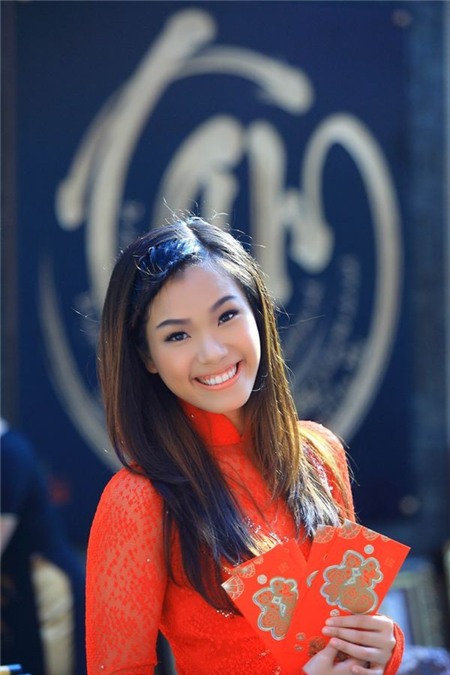 Ngắm Phương Vy