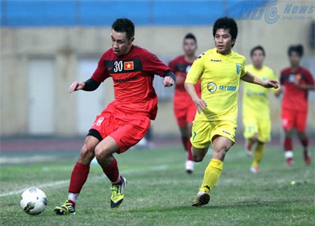 V-League: Còn ai mang bao tải tiền đến sân?