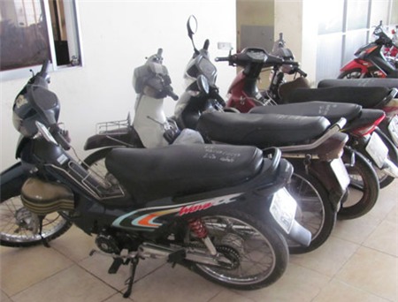 Các xe tang vật do bọn này dùng gây án. Ảnh: Quốc Thắng.