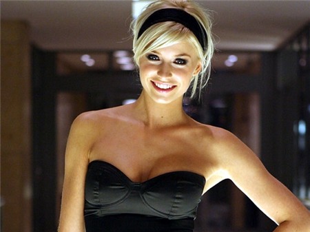 Chân dài, đại chiến, nóng bỏng, Real, M.U