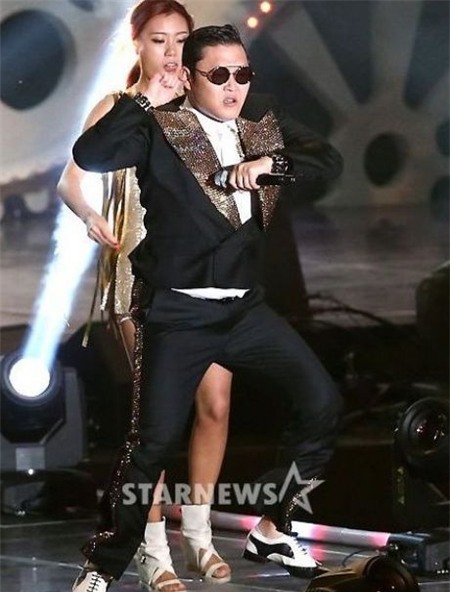 Psy cho ra đời "Gangnam Style" phiên bản mới 2