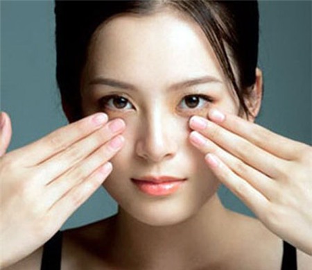 Món ăn cho quầng mắt đen - 1
