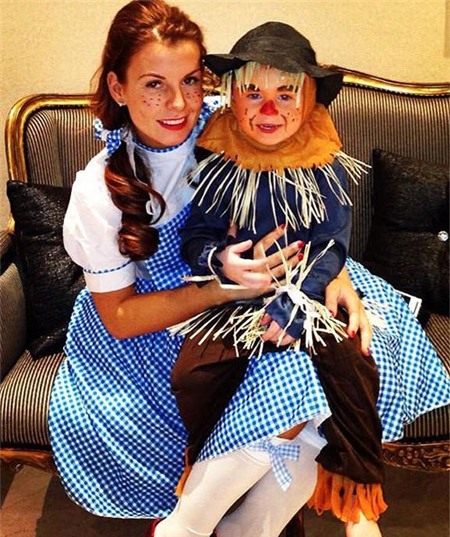 Kai và mẹ Coleen cùng hóa trang thành nhân vật trong phim Phù thủy ở Oz.