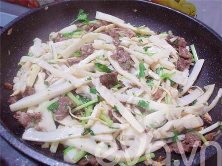 Măng tươi xào thịt bò ngon cuối tuần - 8