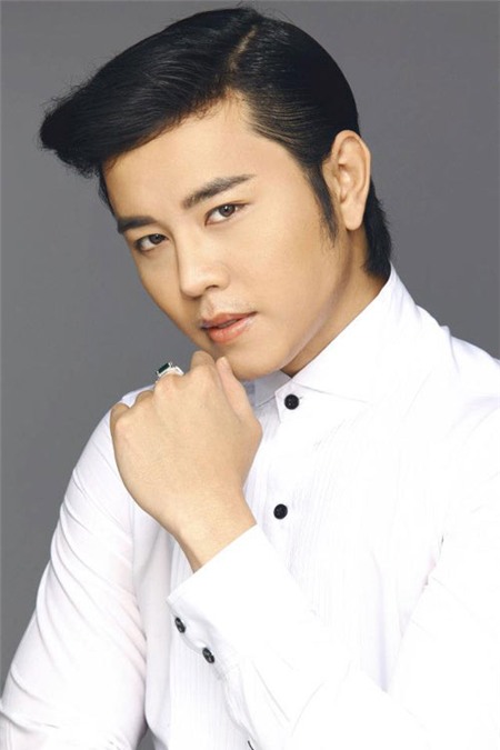 Cận cảnh nhẫn ngàn đô của Vũ Hoàng Việt - 3